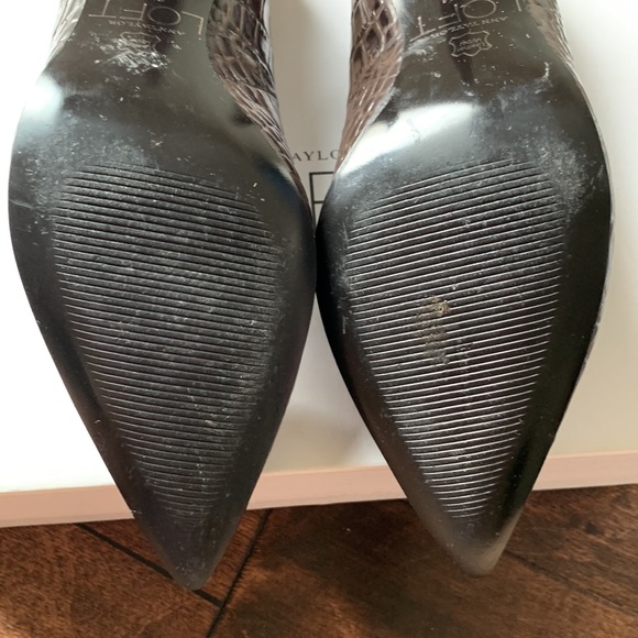 LOFT Laurie Black/Brown Pointy-Toe Croc Embossed Leather Pump Heels Size 6.5 - Picture 11 of 16